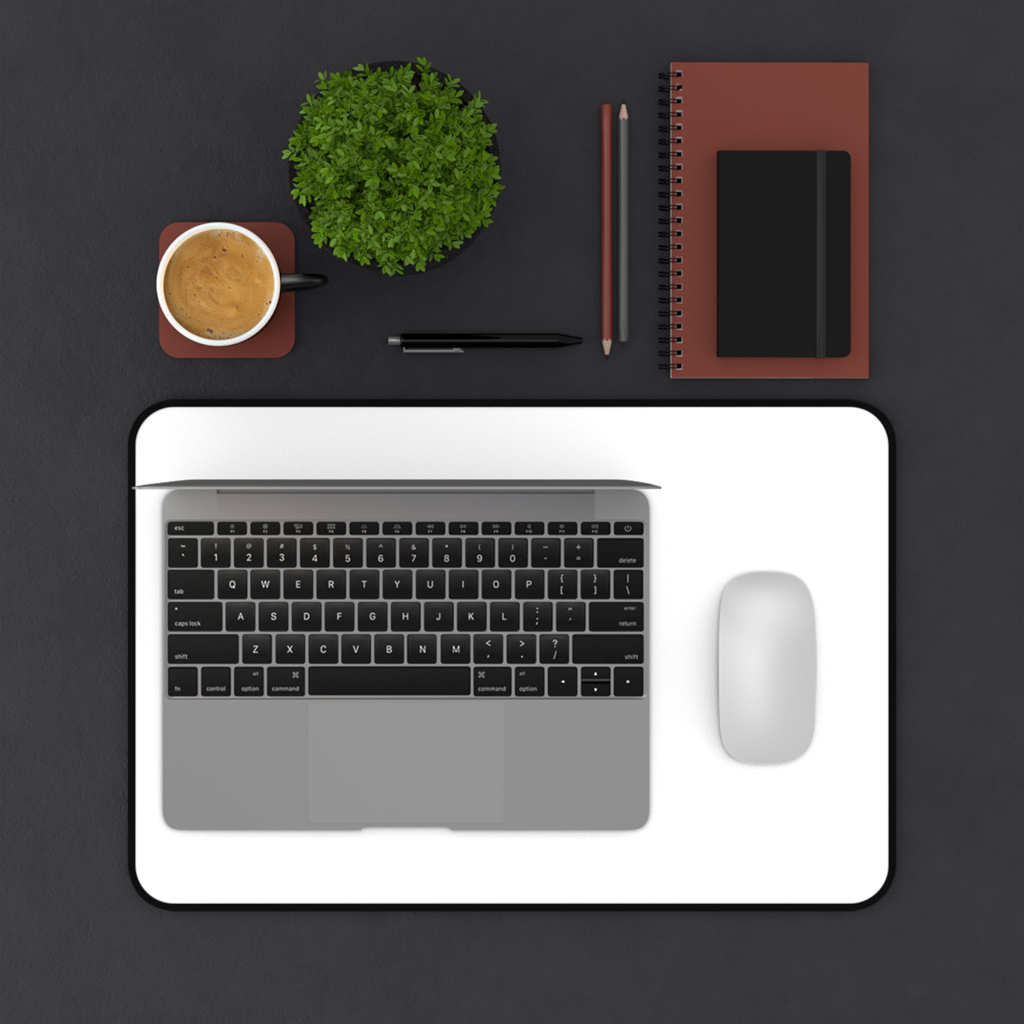 Hey Momma Desk Mat — Bold Retro Pop Art Mouse Pad for Moms